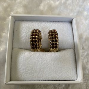 ☘️VTG Garnet Monet Pave Rhinestones Clip On Hoop Earrings